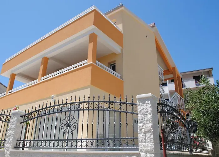 Ciovo Apartman *