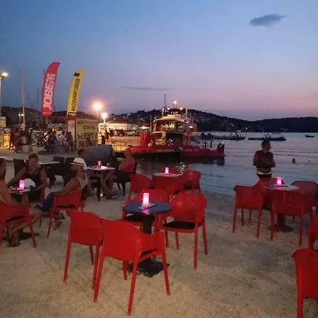 Ciovo Appartamento *